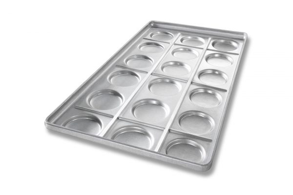4" Hamburger Bun Tray with 18 Moulds