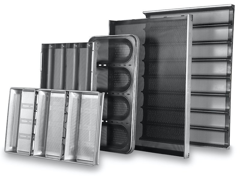 AMERICOAT is available as an application on a vast range of American Pan cake trays, bread tins, industrial trays, artisan loaf tins, flat sheets and more.
